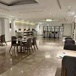Gloria Hotel & Suites Doha