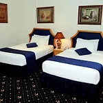 Cayam Hotel
