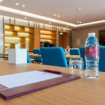 West Walk Retaj Hotel