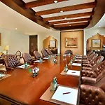 Sharq Village & Spa, A Ritz-Carlton Hotel