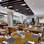 Doubletree By Hilton Doha - Al Sadd