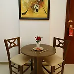 La Villa Hotel