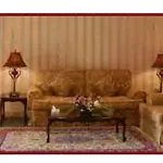 George II Hotel
