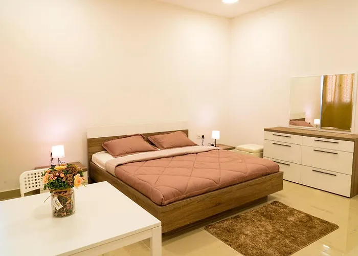 Al-Wakara Home