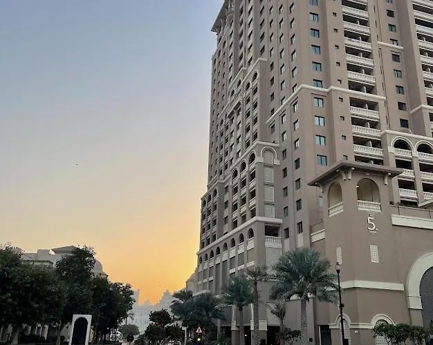 One Bedroom Apartment - Porto Arabia, Tower 5, The Pearl