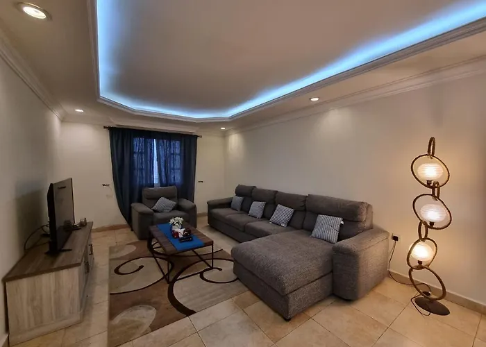 Lovely 3 Bedrooms In Doha Next To Metro Station