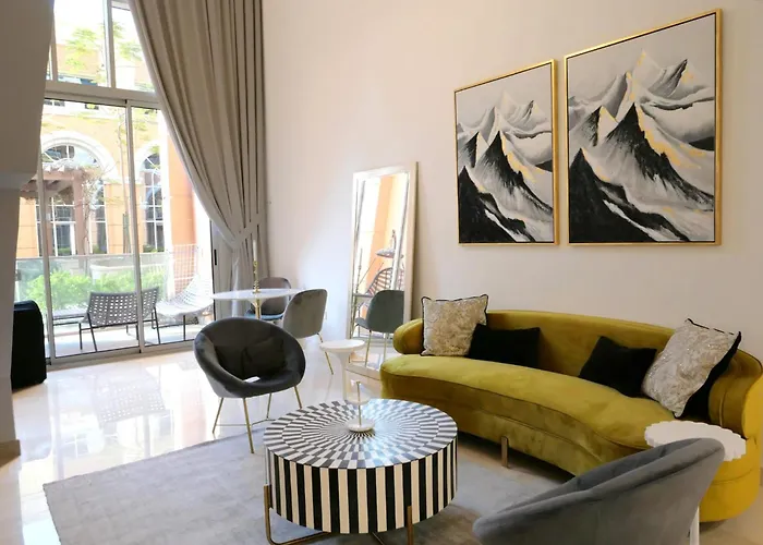 Luxurious Apartment In The Pearl, Qatar