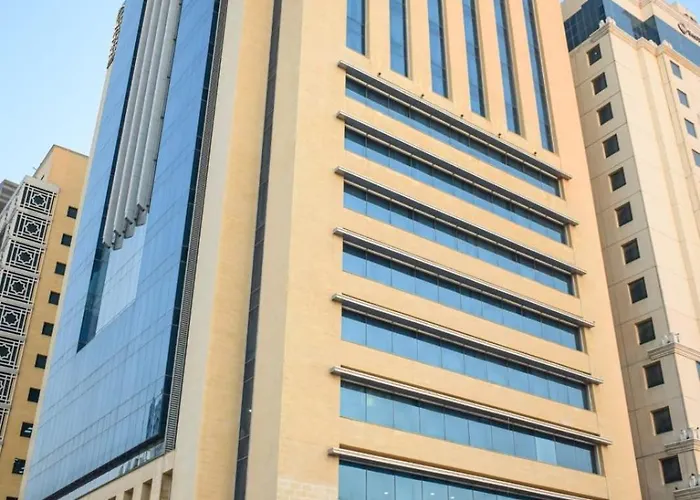 Saraya Corniche Hotel