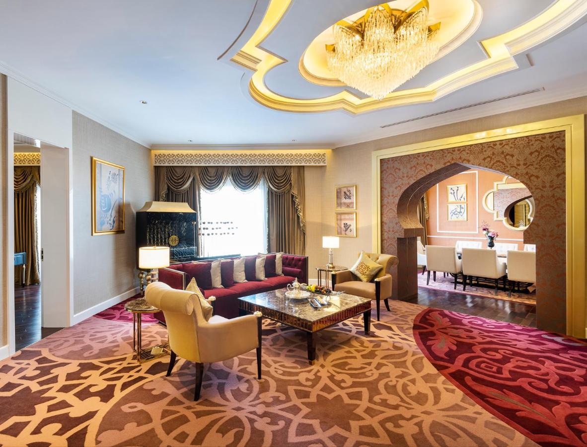Hotel Ezdan Palace