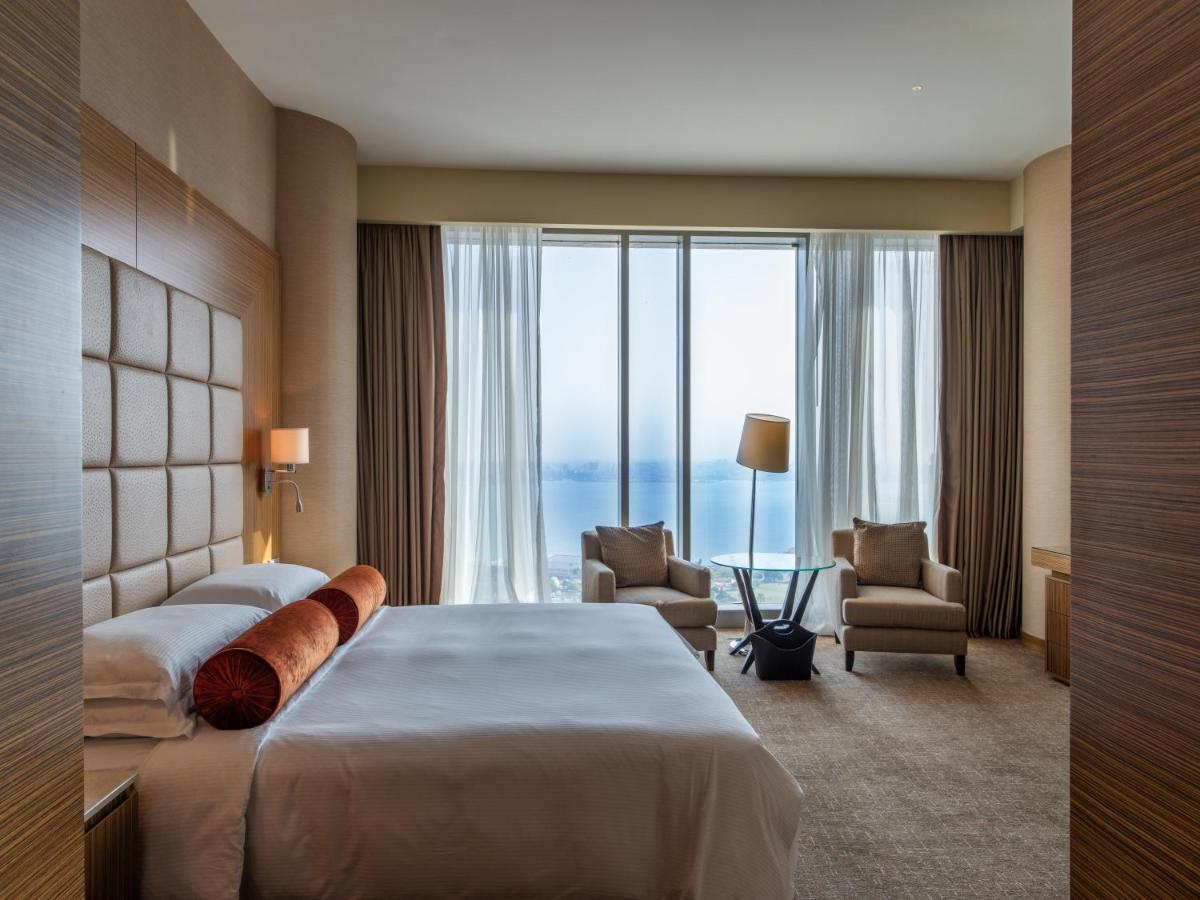 Centre Rotana Khách sạn