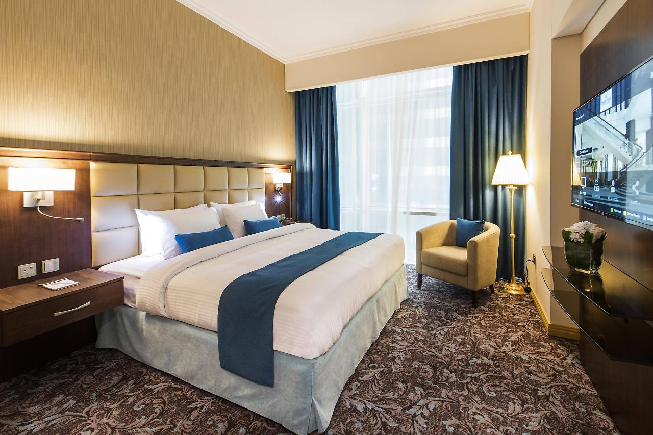 Hotel Golden Tulip 5*
