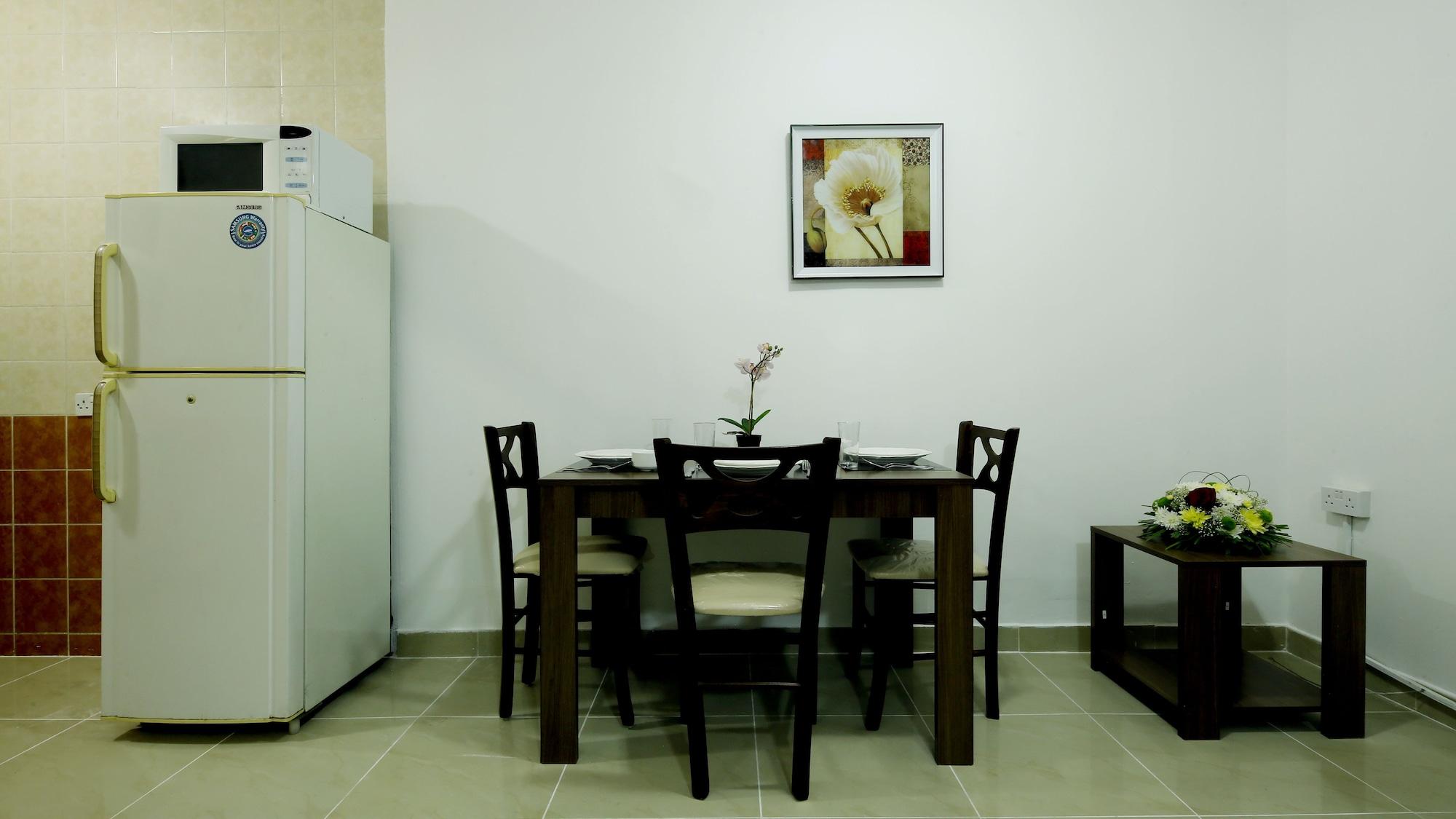 Aparthotel La Villa Inn Hotel Apartment 3*