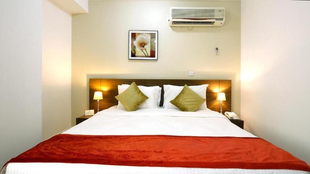 La Aparthotel