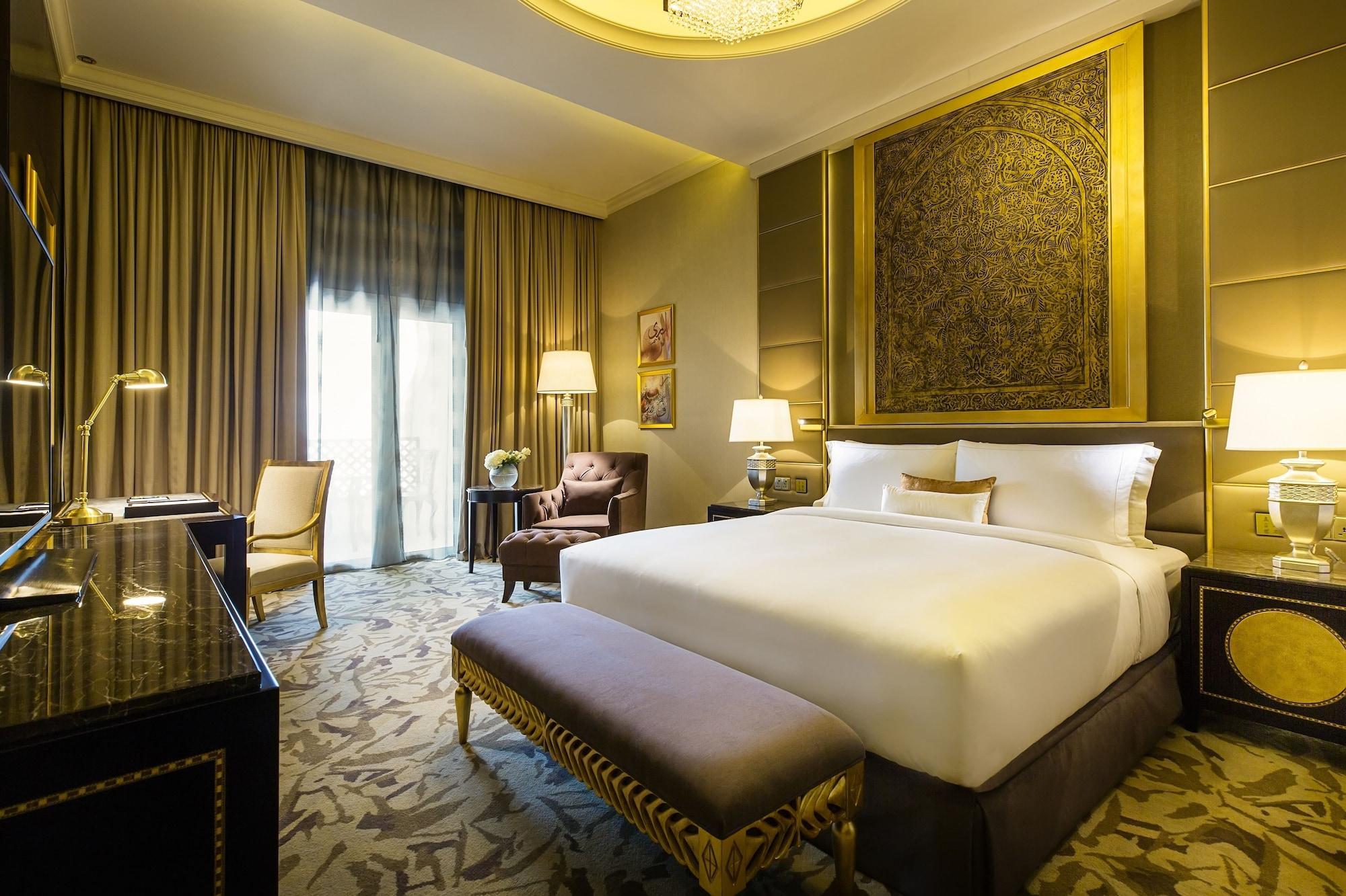 Hotel Ezdan Palace