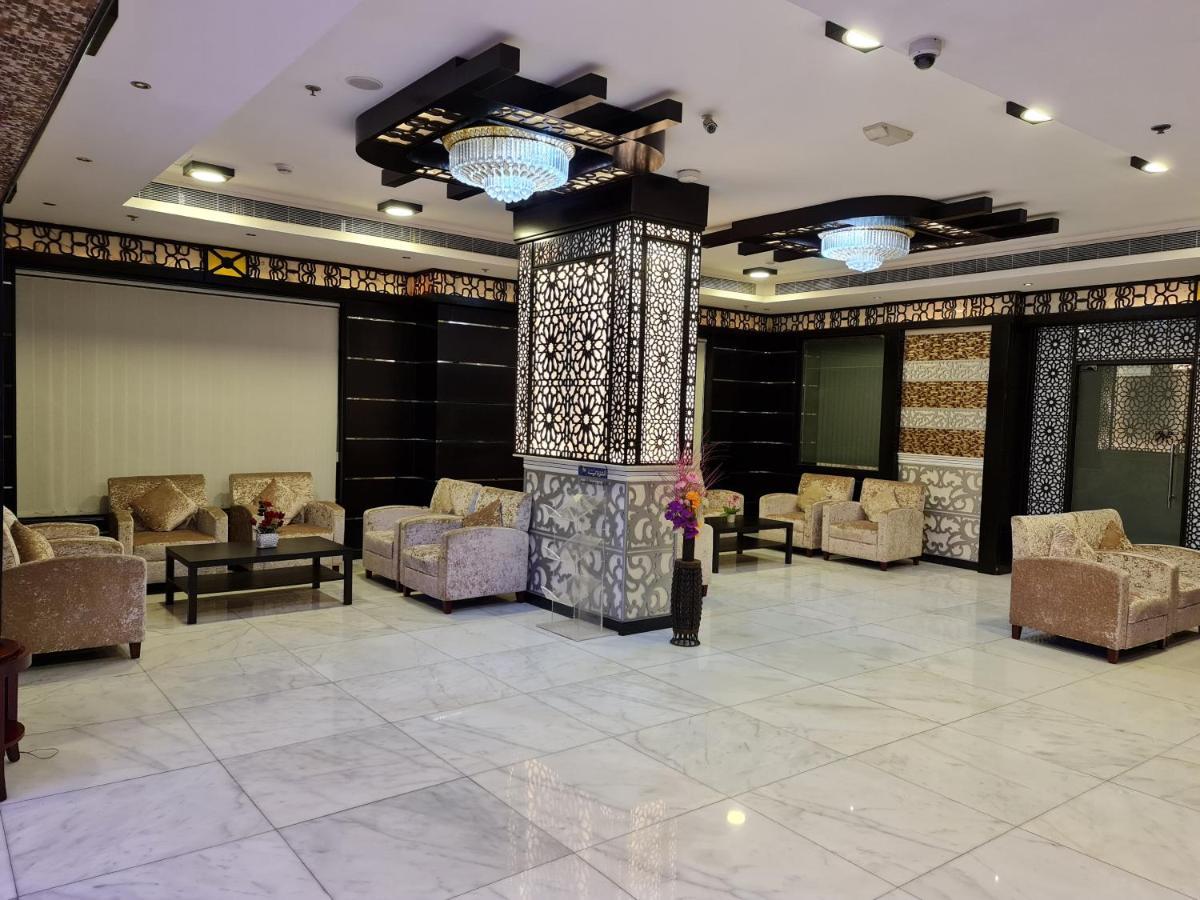 White Moon Al Sadd 3*