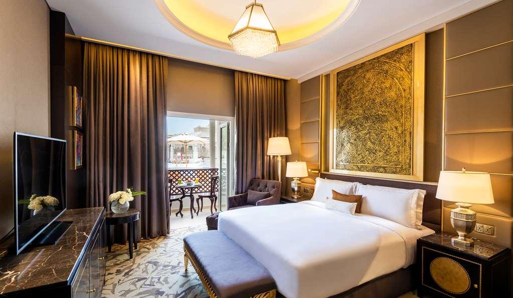 Ezdan Palace Hotel 5*