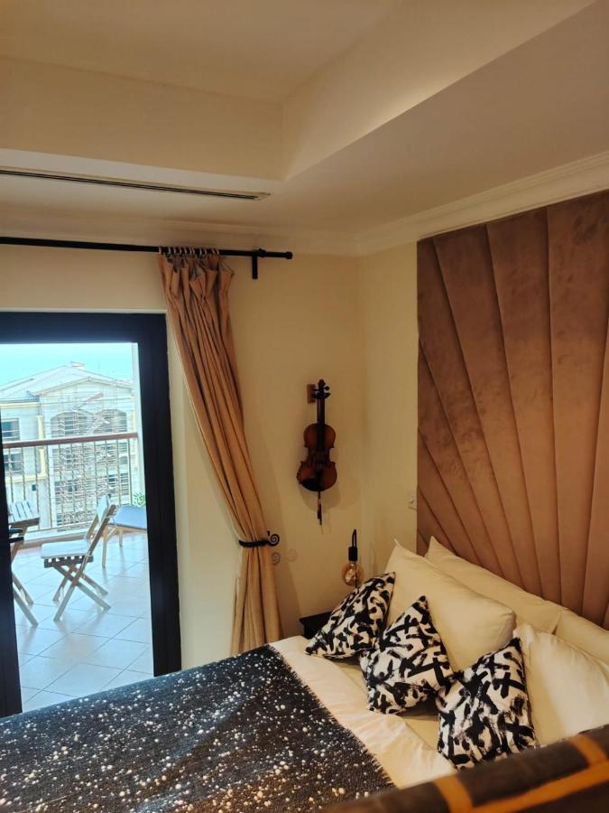 Sea View, Sunlit Studio In The Pearl * Doha