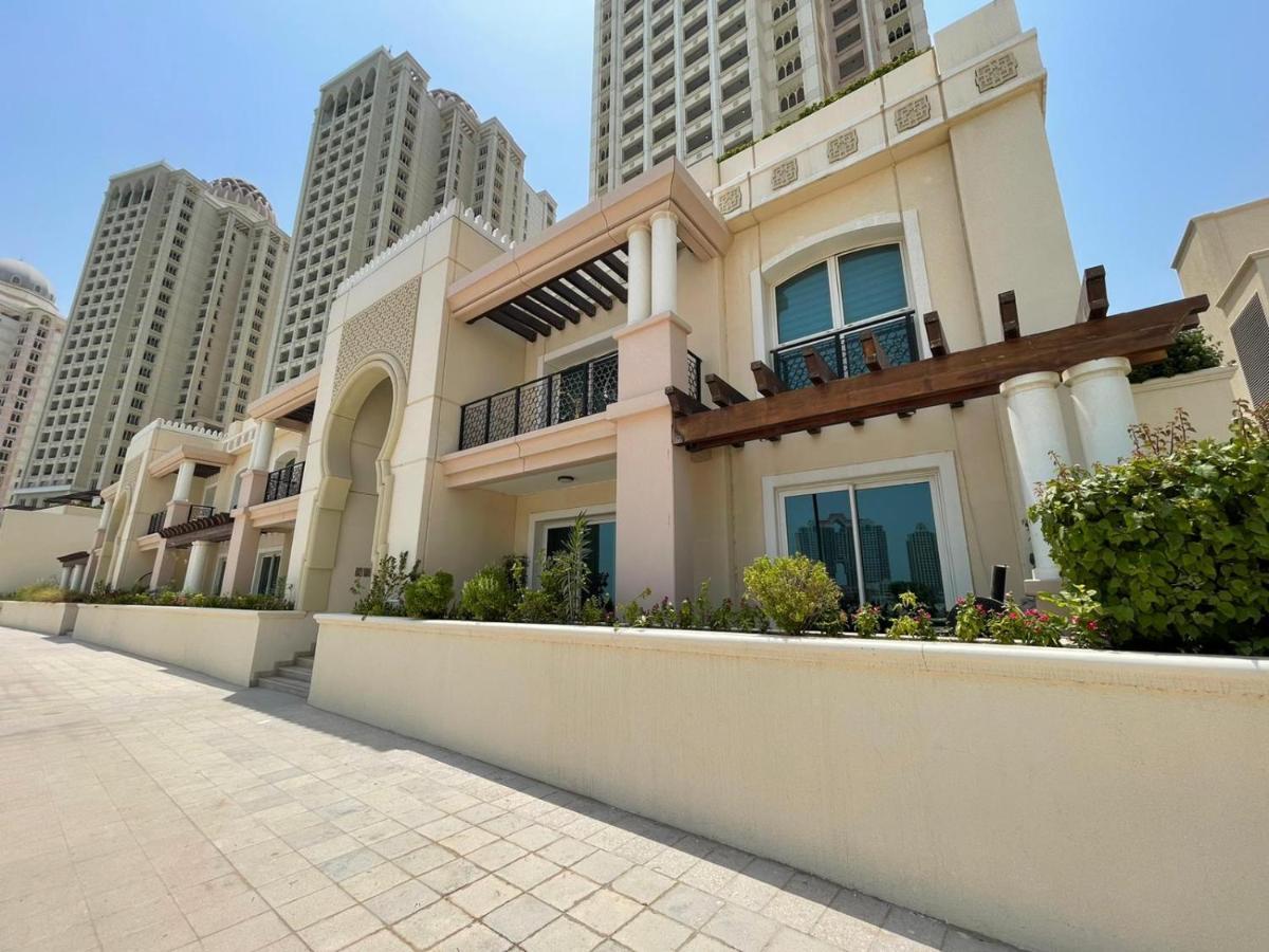 Unique 1 Bedroom Chalet Beach Front Apartment