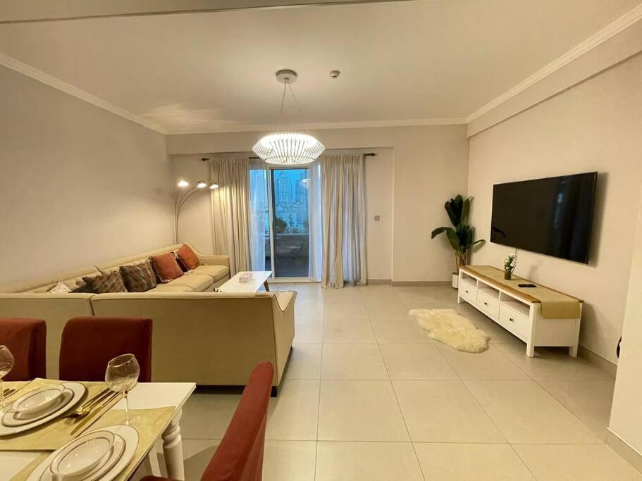 Unique 1 Bedroom Chalet Beach Front Doha