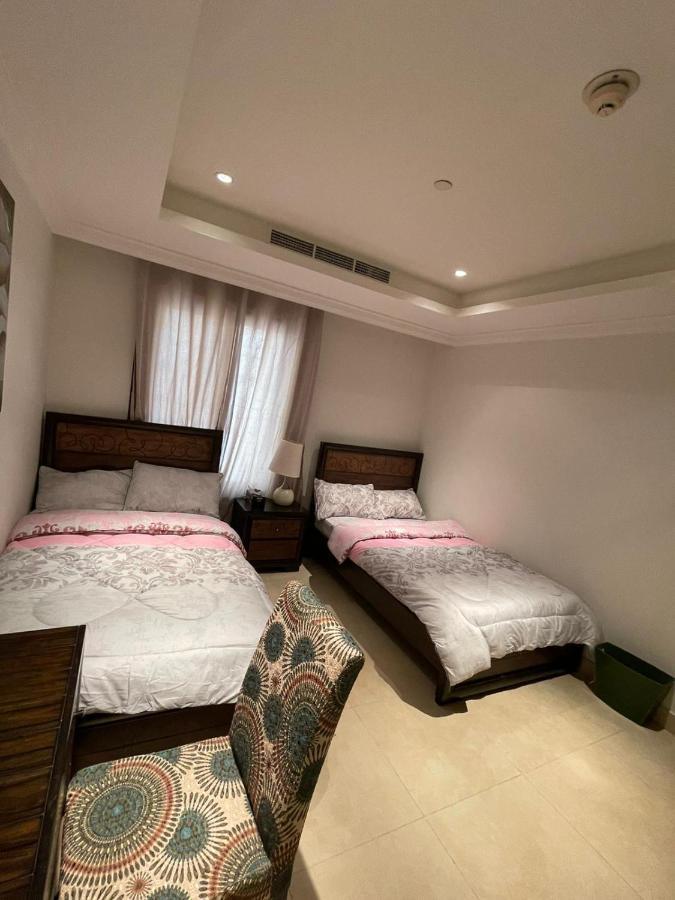 Apartment Luxury 2 Bedroom Apt In The Pearl With Marina View *