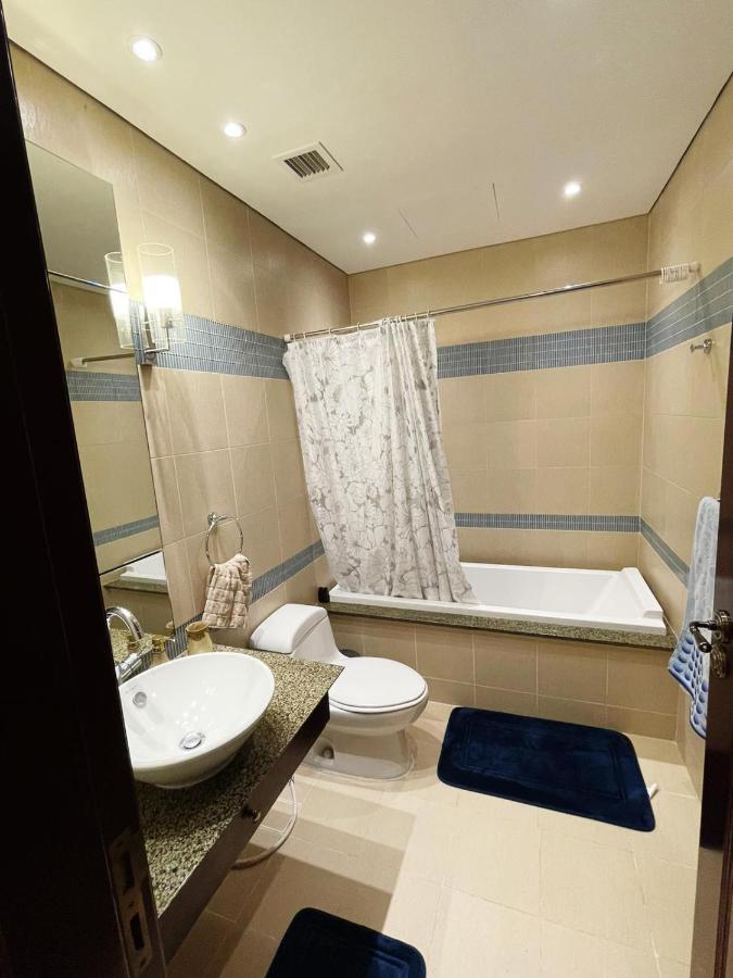 Luxury 2 Bedroom Apt In The Pearl With Marina View