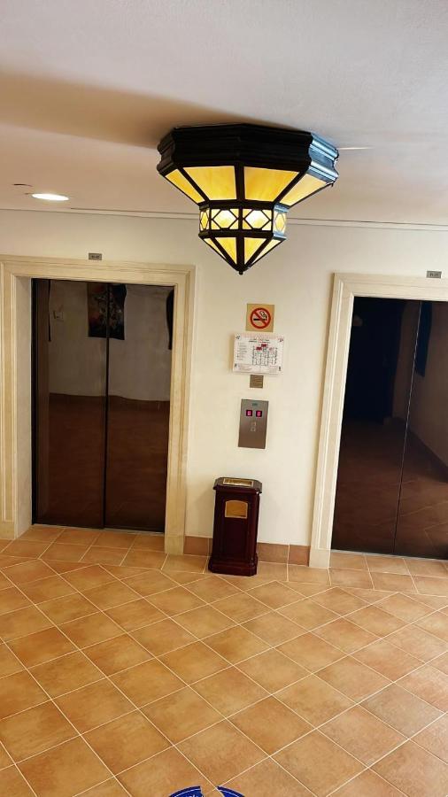 Luxury 2 Bedroom Apt In The Pearl With Marina View * Doha