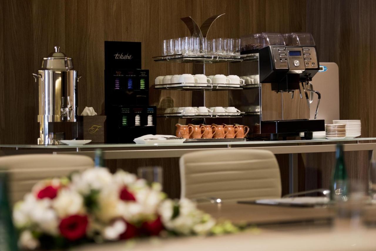Voco Doha West Bay Suites By Ihg Hotel