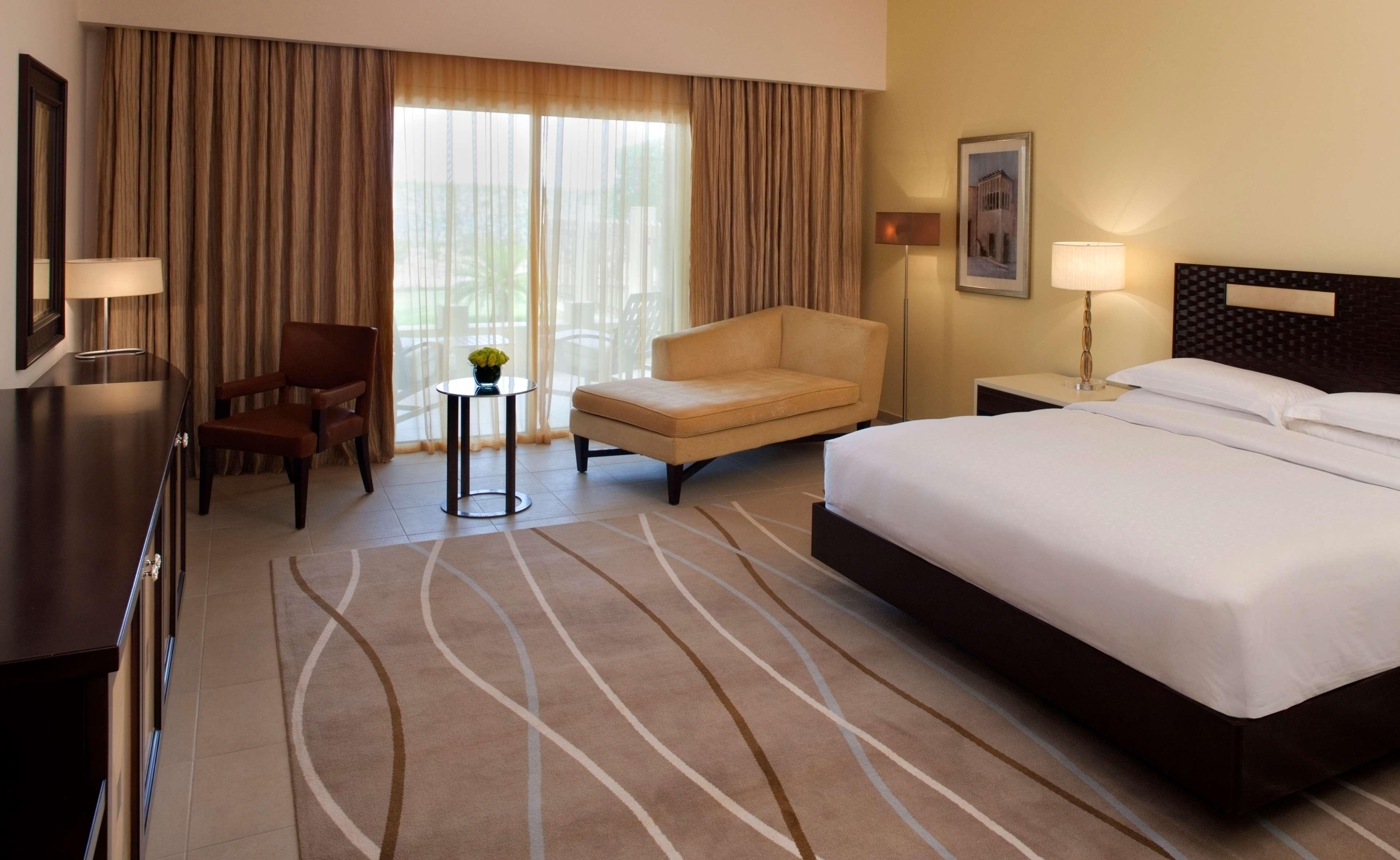 Grand Hyatt & 5*
