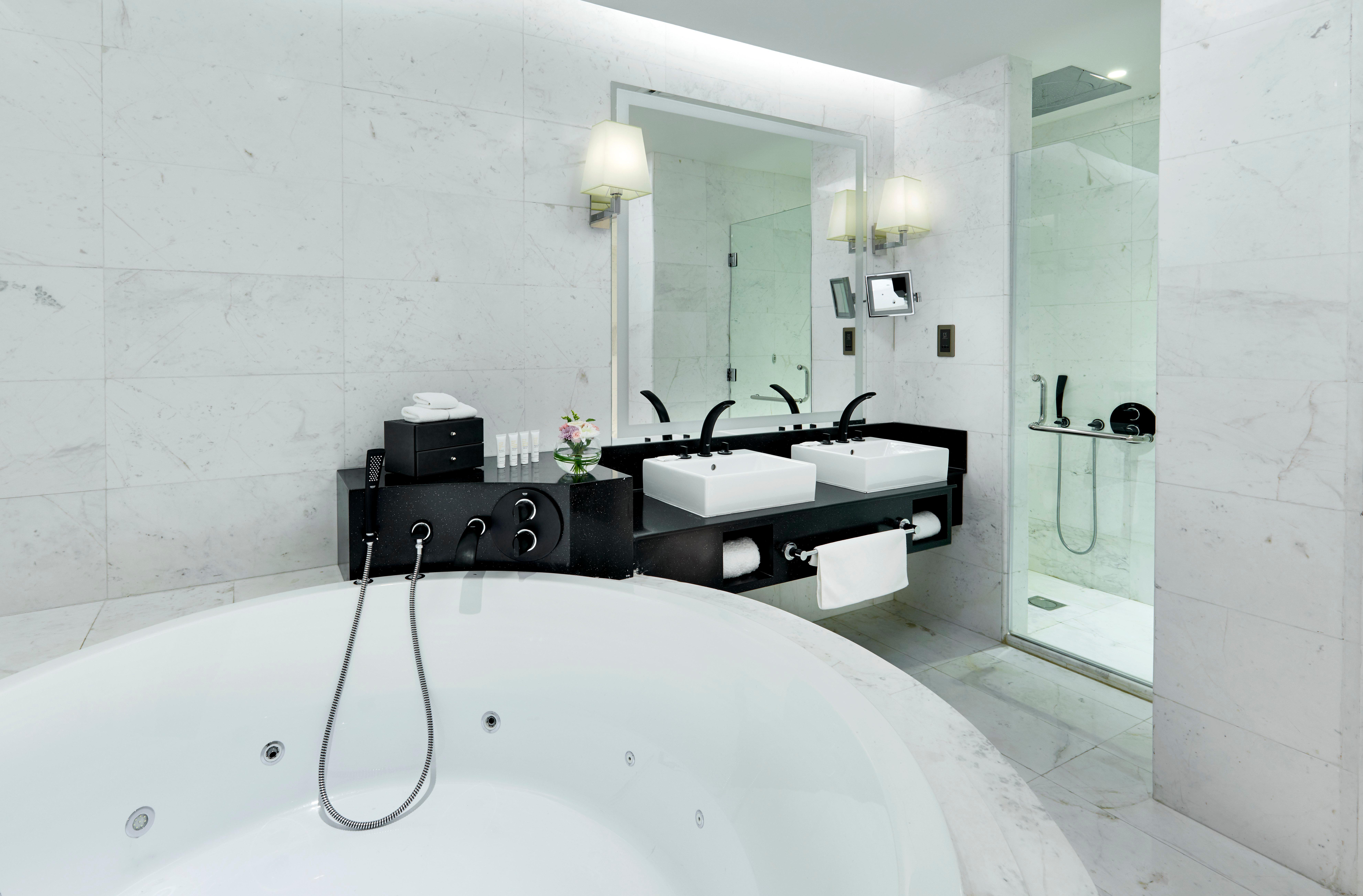 Hotel Plaza West Bay Doha