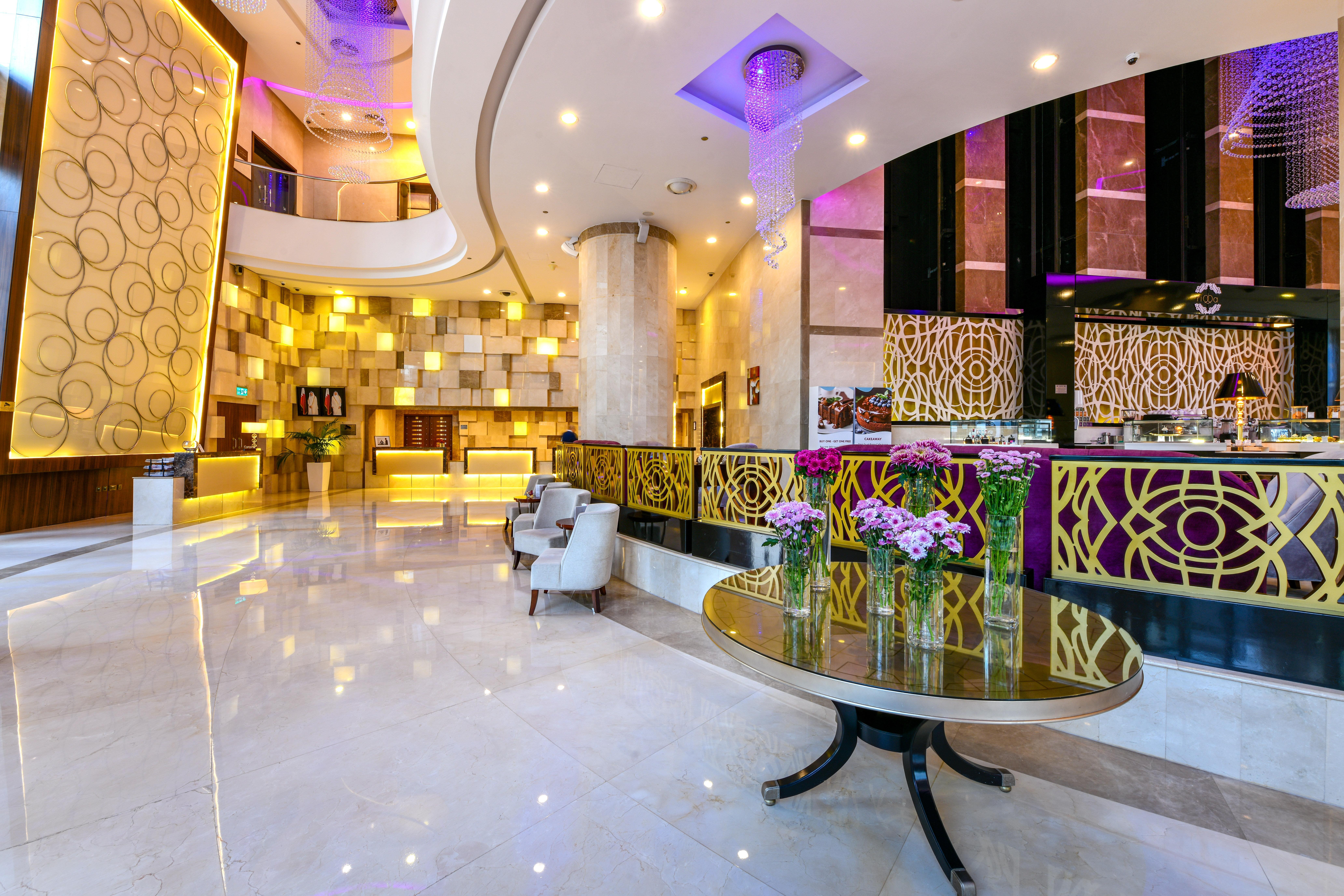 Plaza West Bay 5* Doha