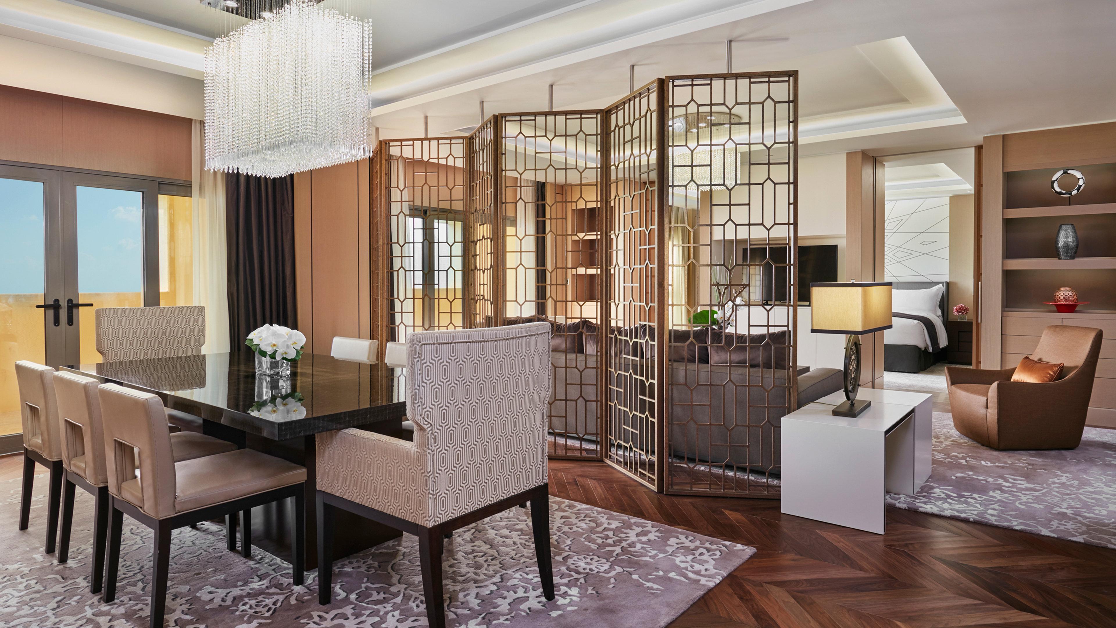 Intercontinental & By Ihg 5*