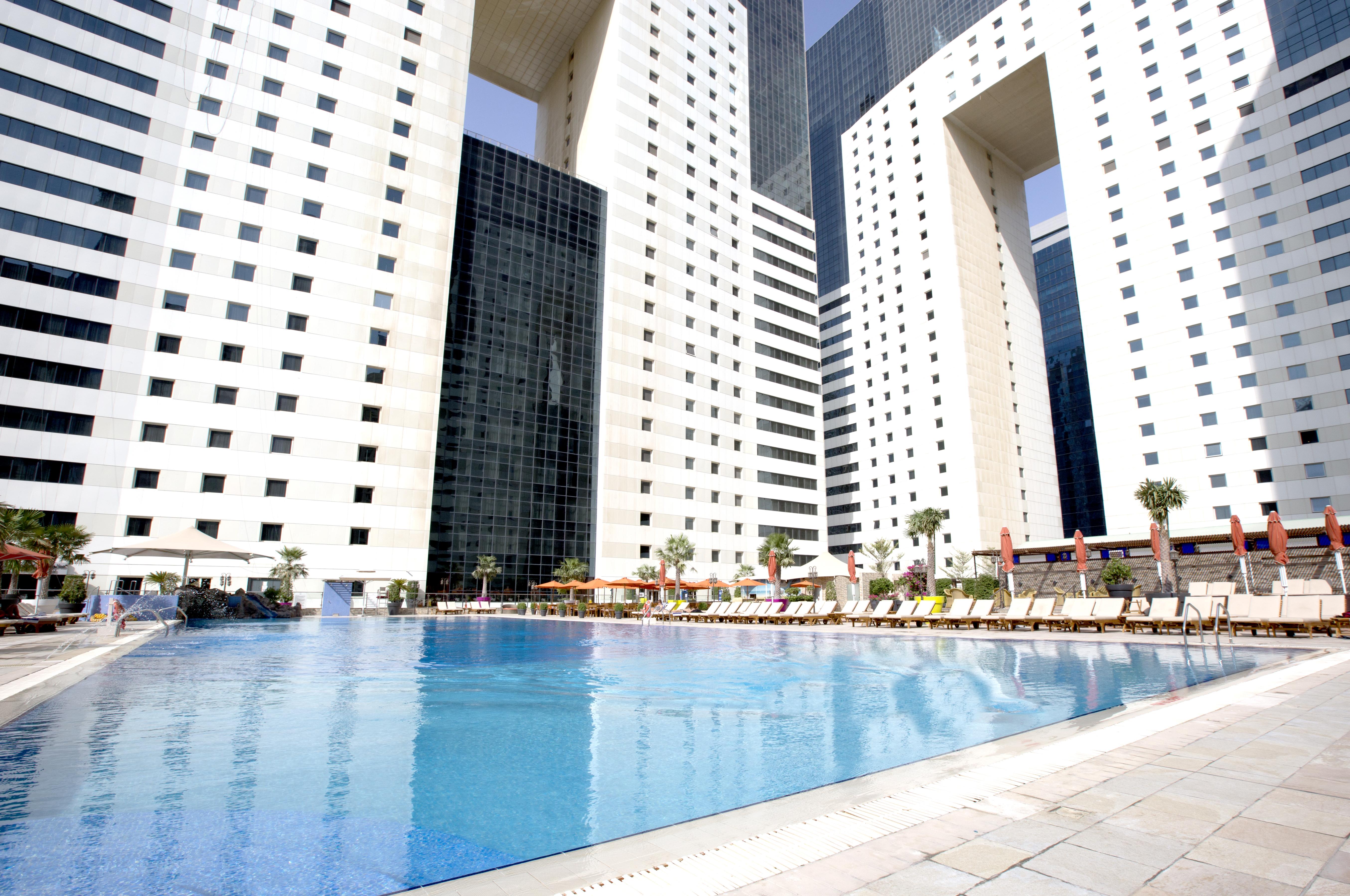 Ezdan Aparthotel 4*