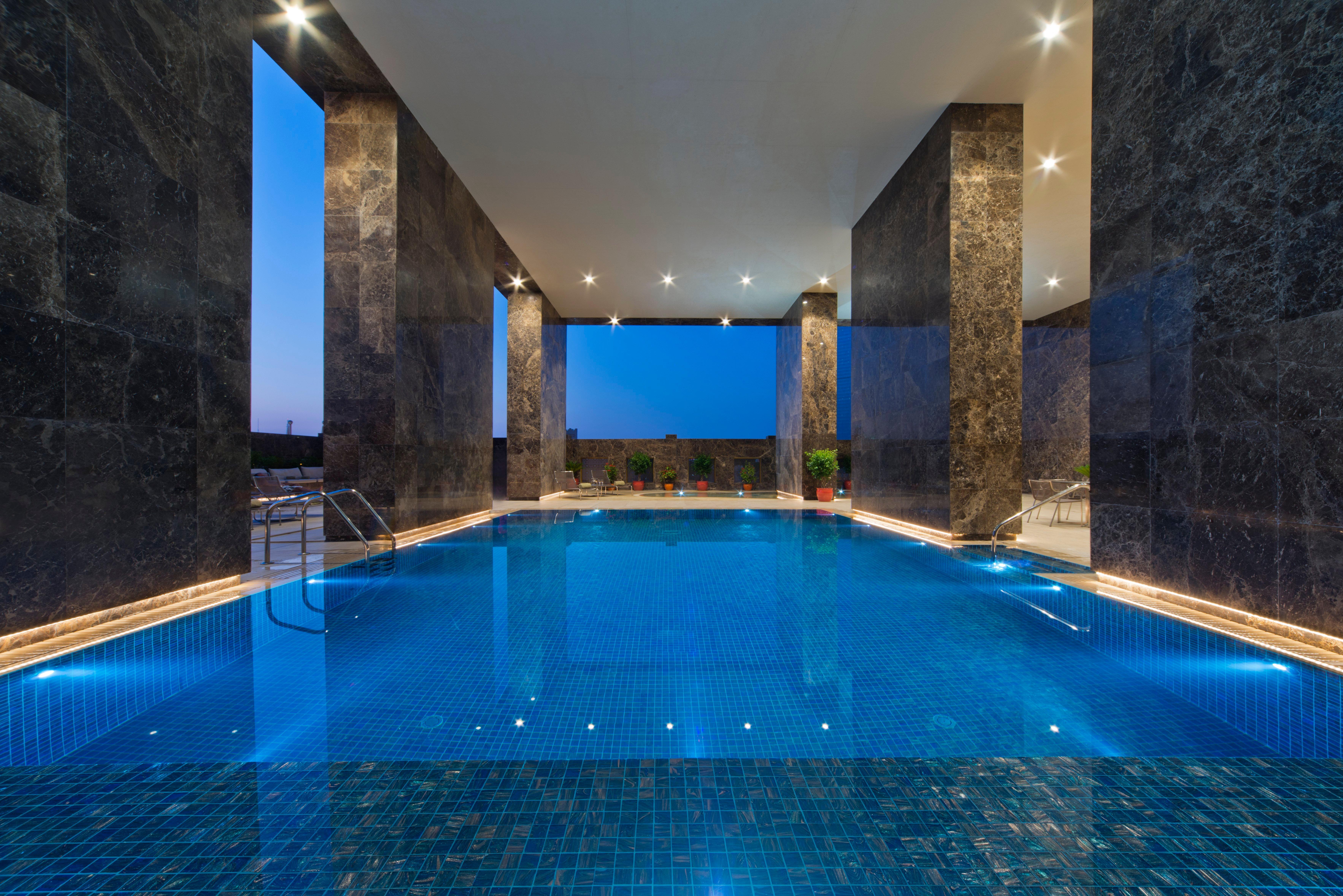 Hotel Voco Doha West Bay Suites By Ihg