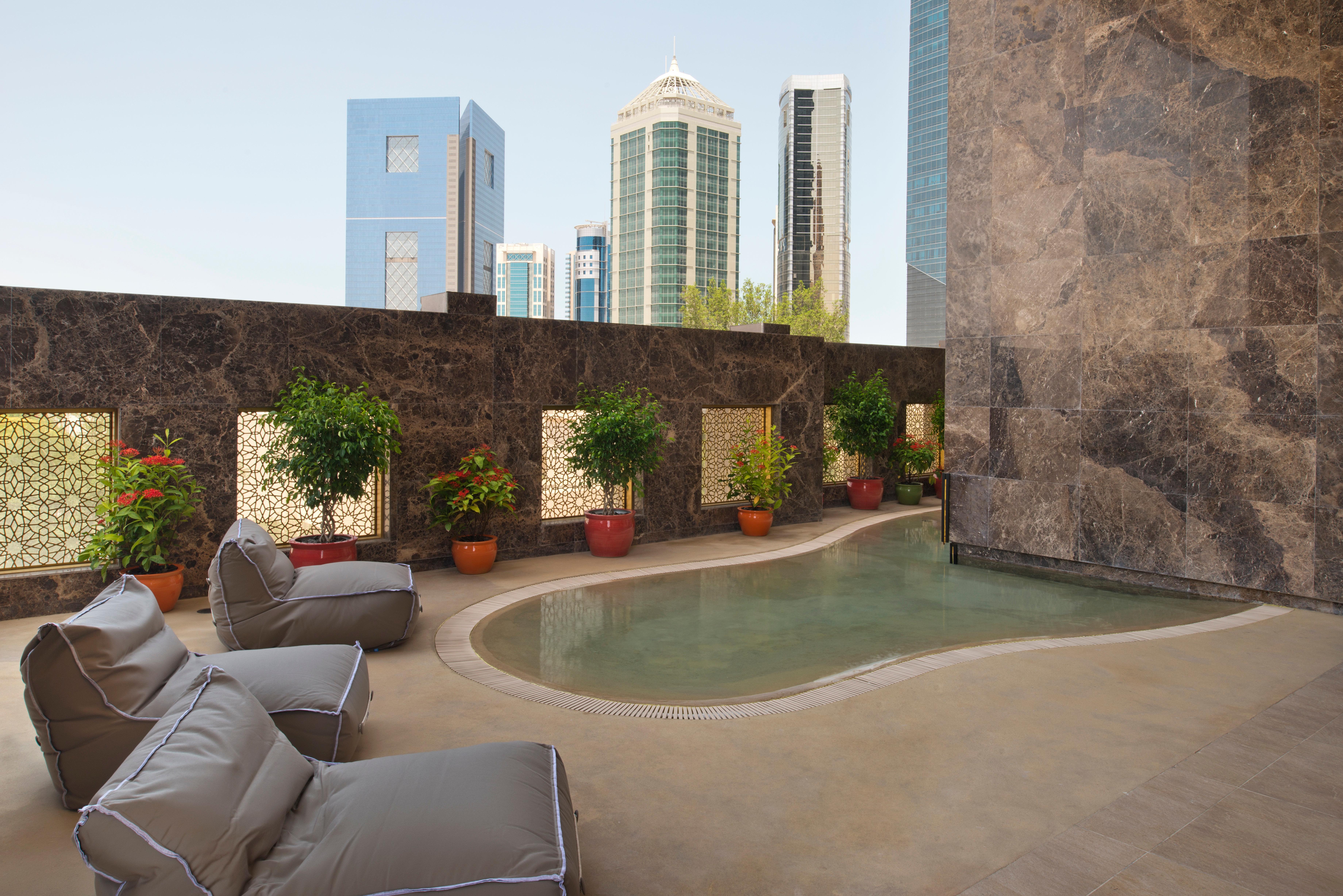 Voco Doha West Bay Suites By Ihg Hotel 5*