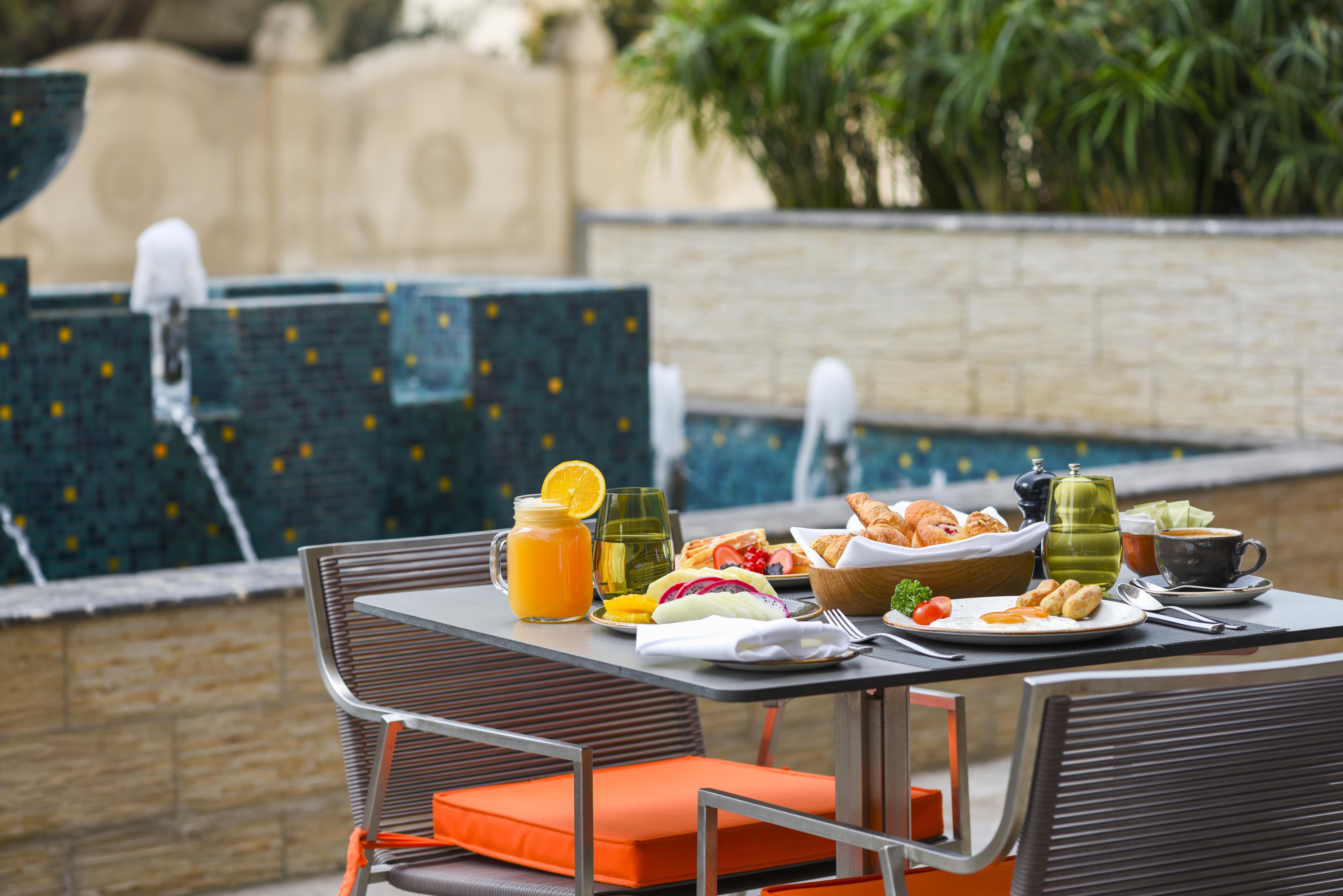 Voco Doha West Bay Suites By Ihg Hotel 5*