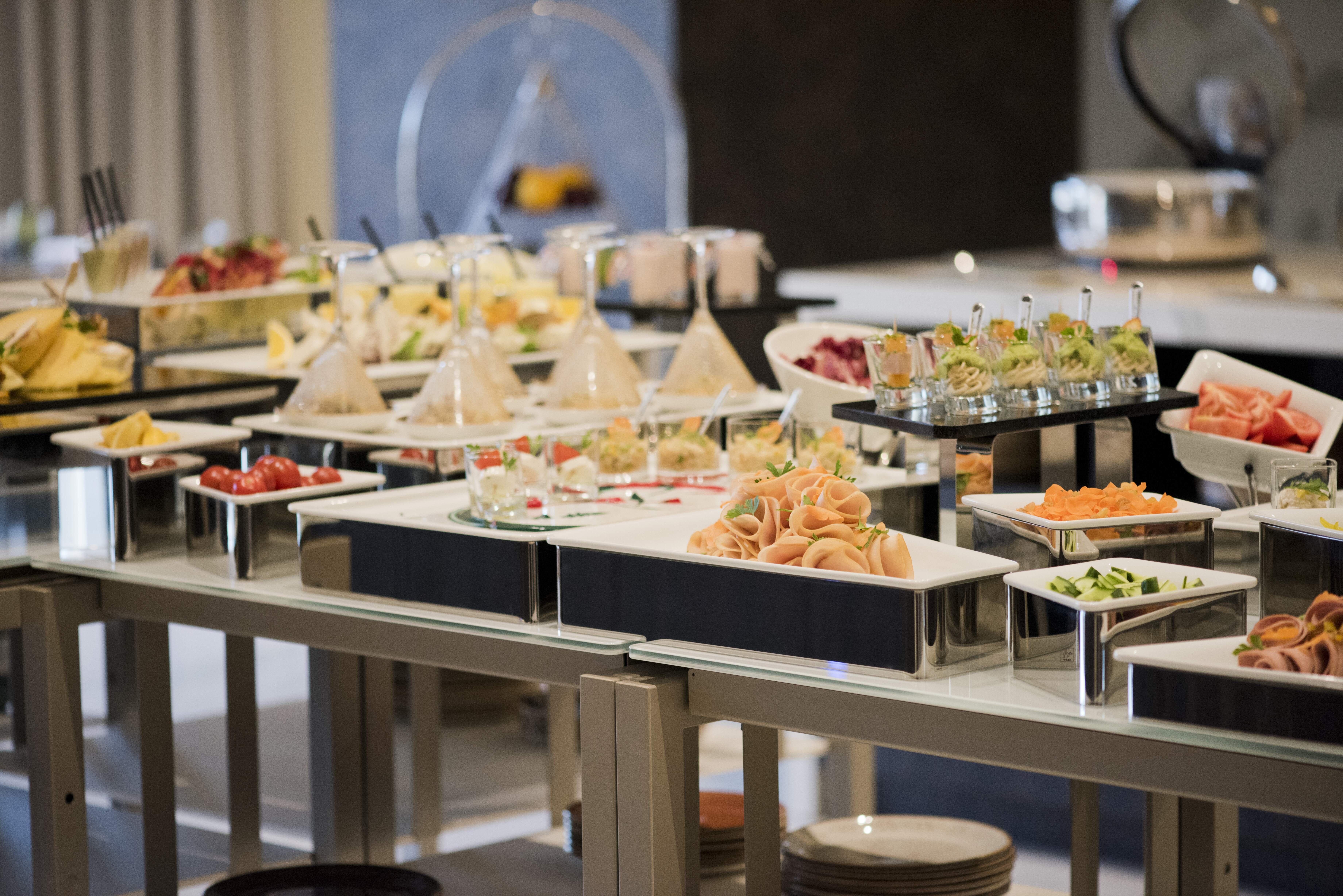 Hotel Voco Doha West Bay Suites By Ihg