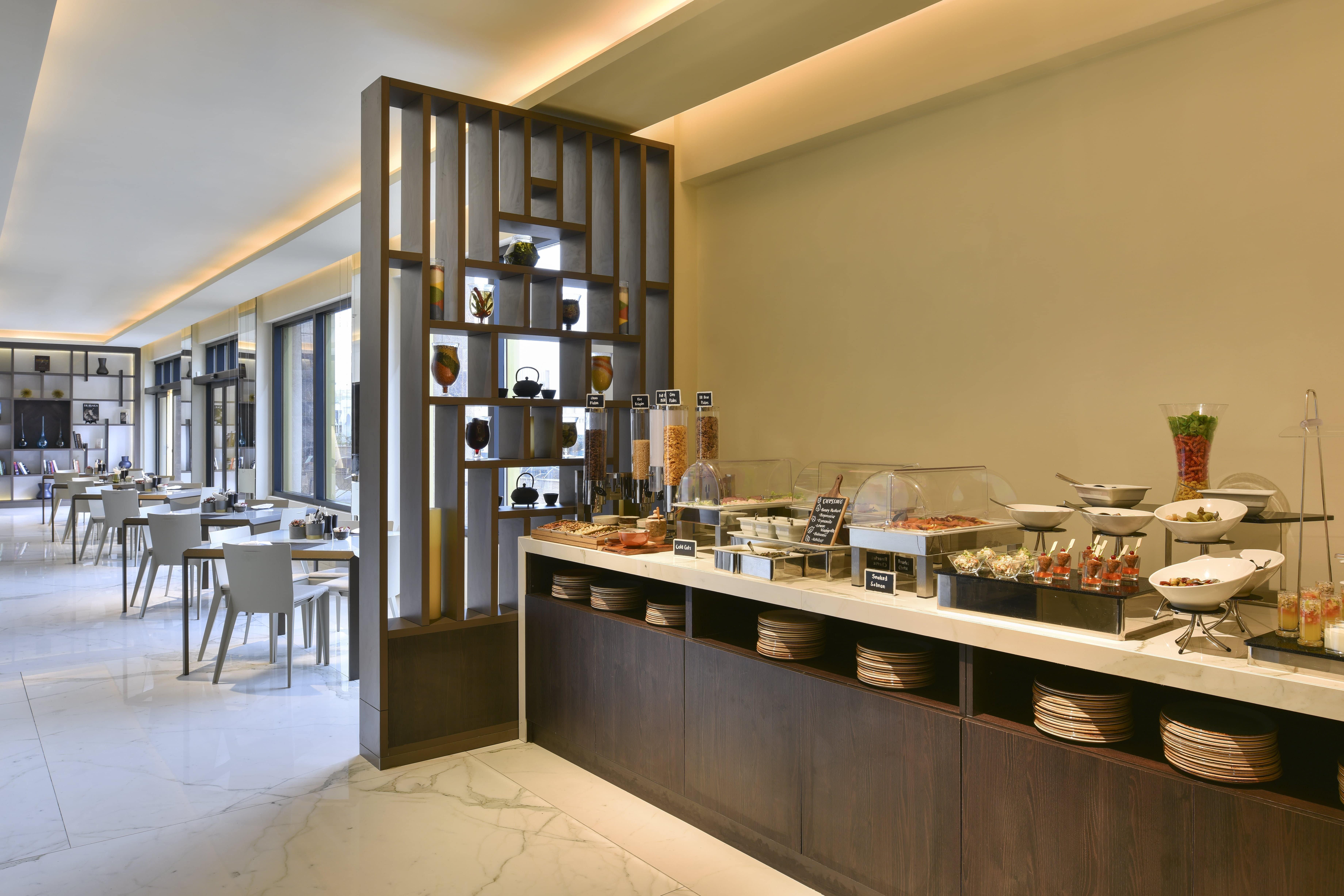 Hotel Voco Doha West Bay Suites By Ihg Doha