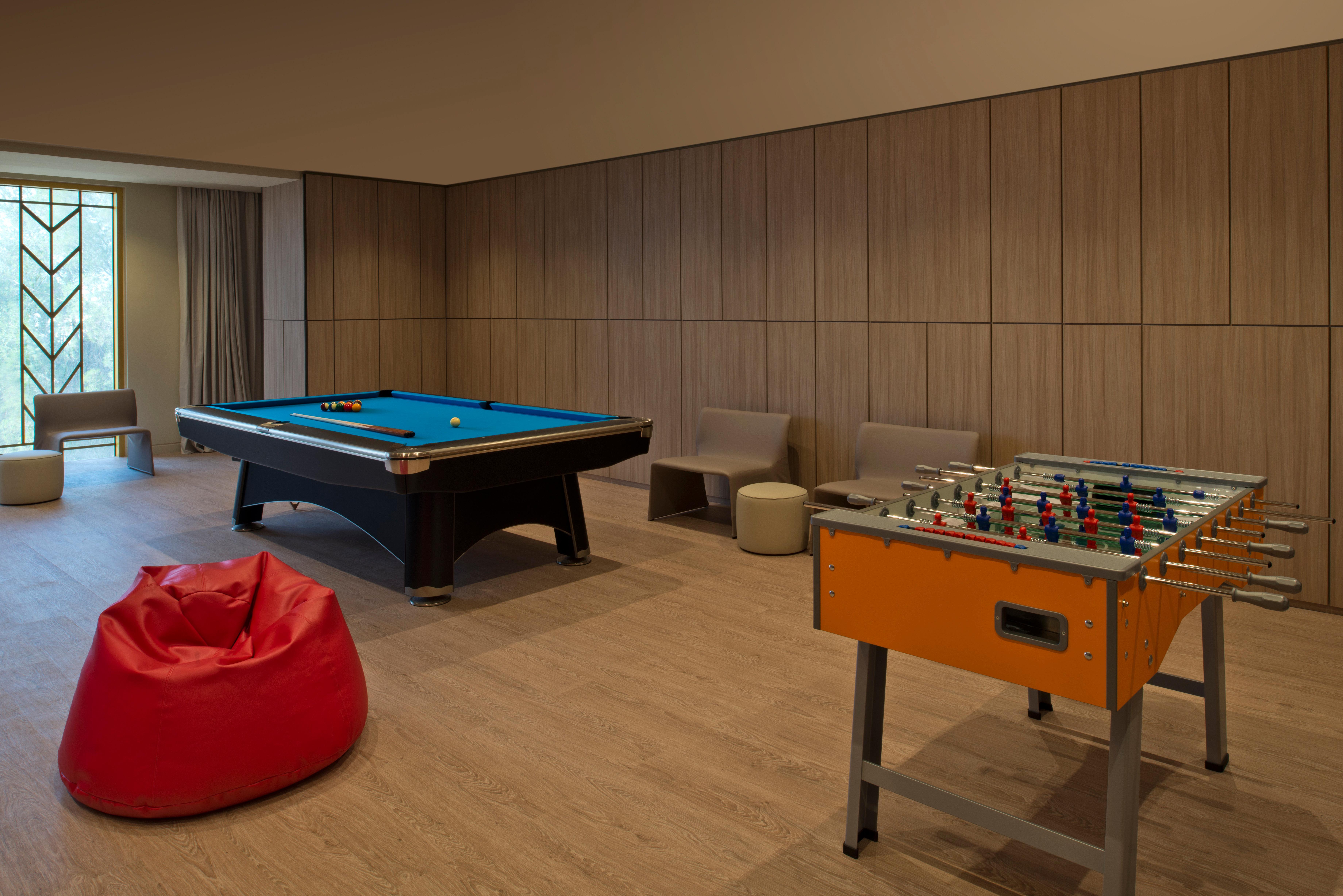 Hotel Voco Doha West Bay Suites By Ihg 5*