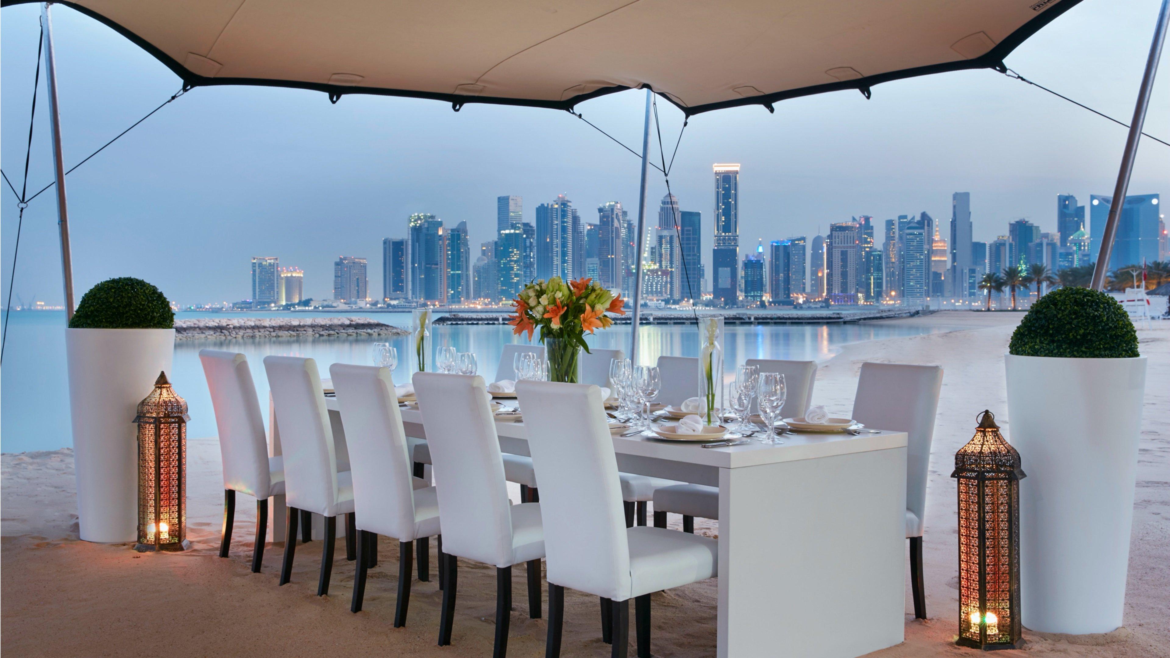 Khách sạn Intercontinental Residences