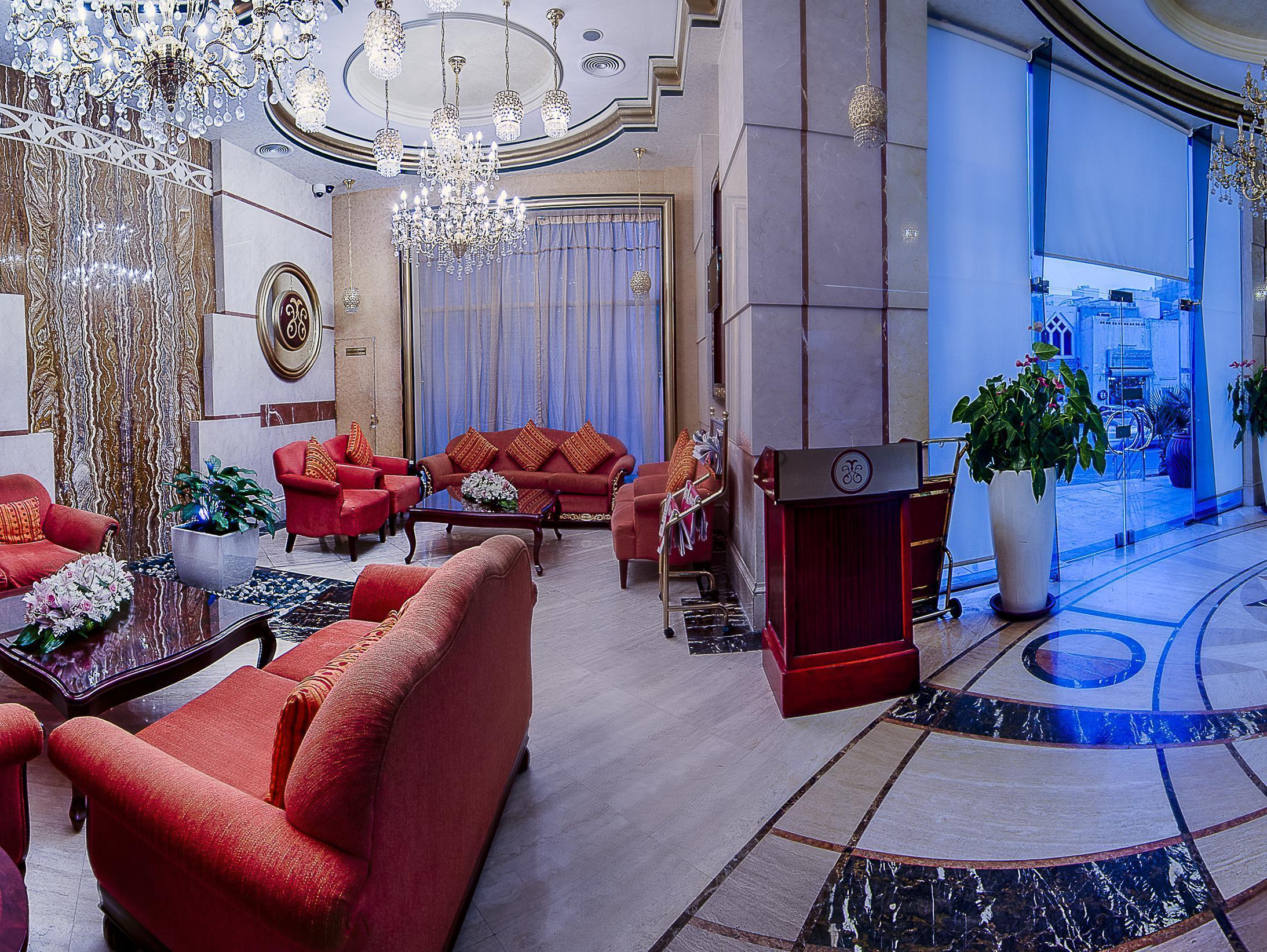 Hotel Chairmen