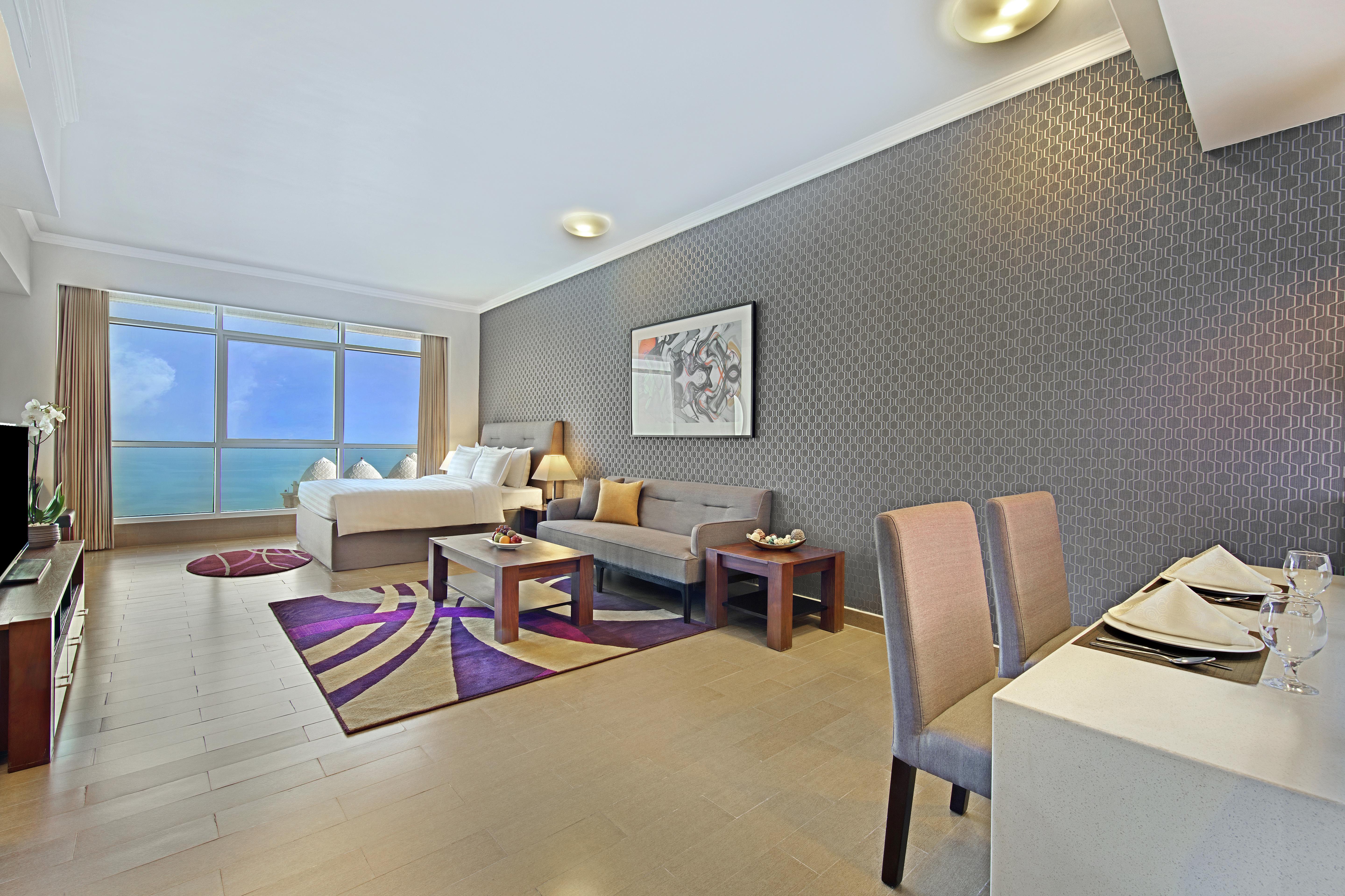 Aparthotel The Curve 4*