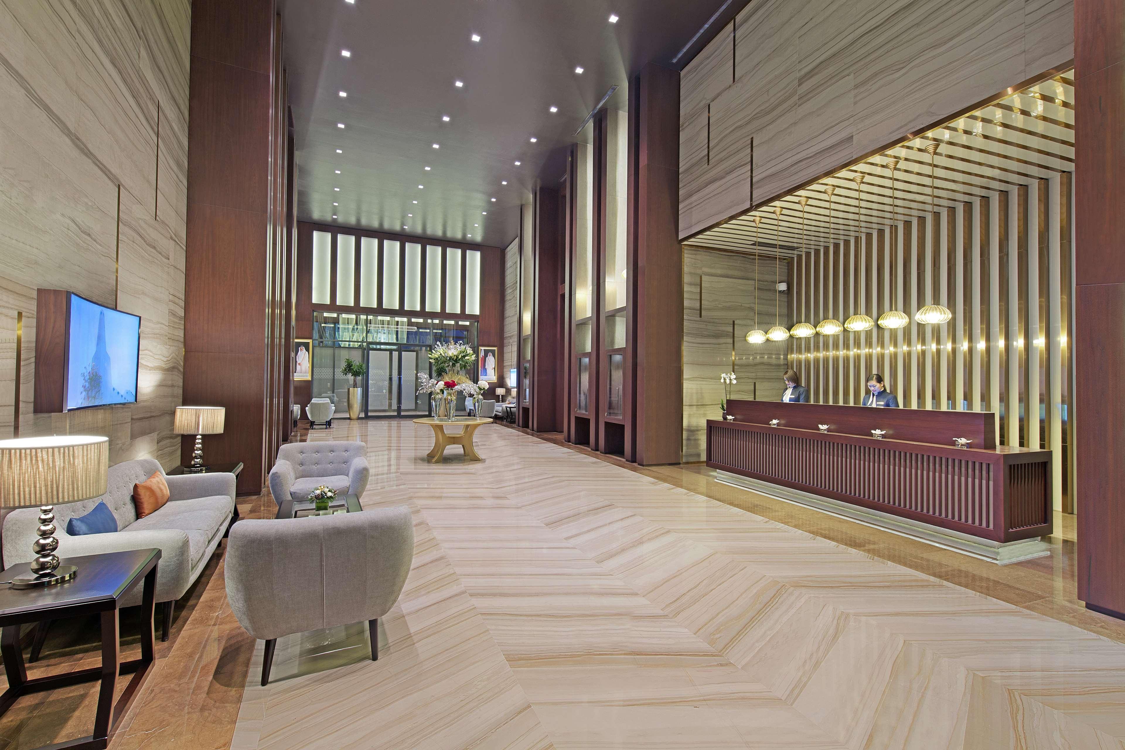 Aparthotel The Curve 4*