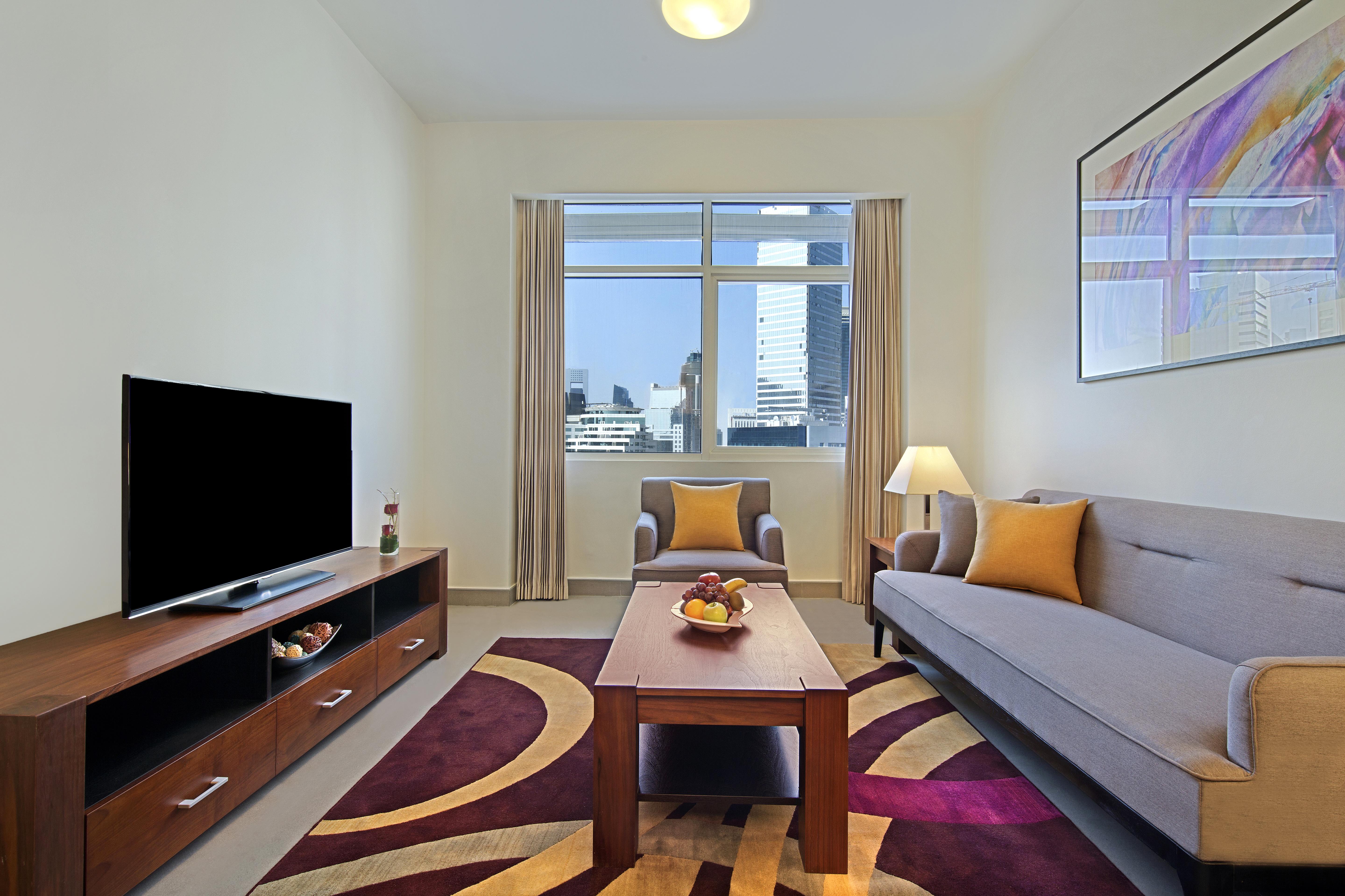 The Curve Aparthotel 4*