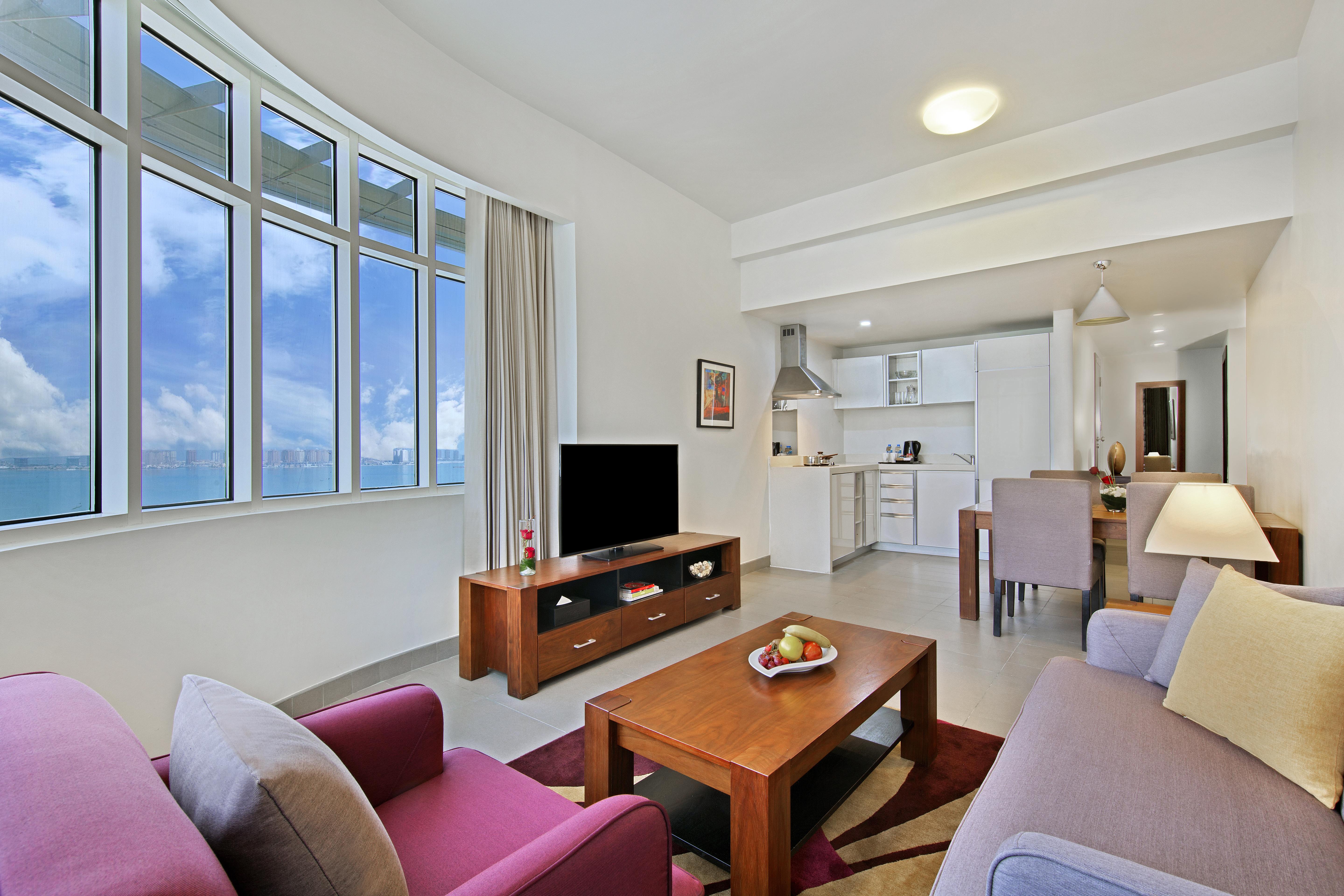 The Curve Aparthotel