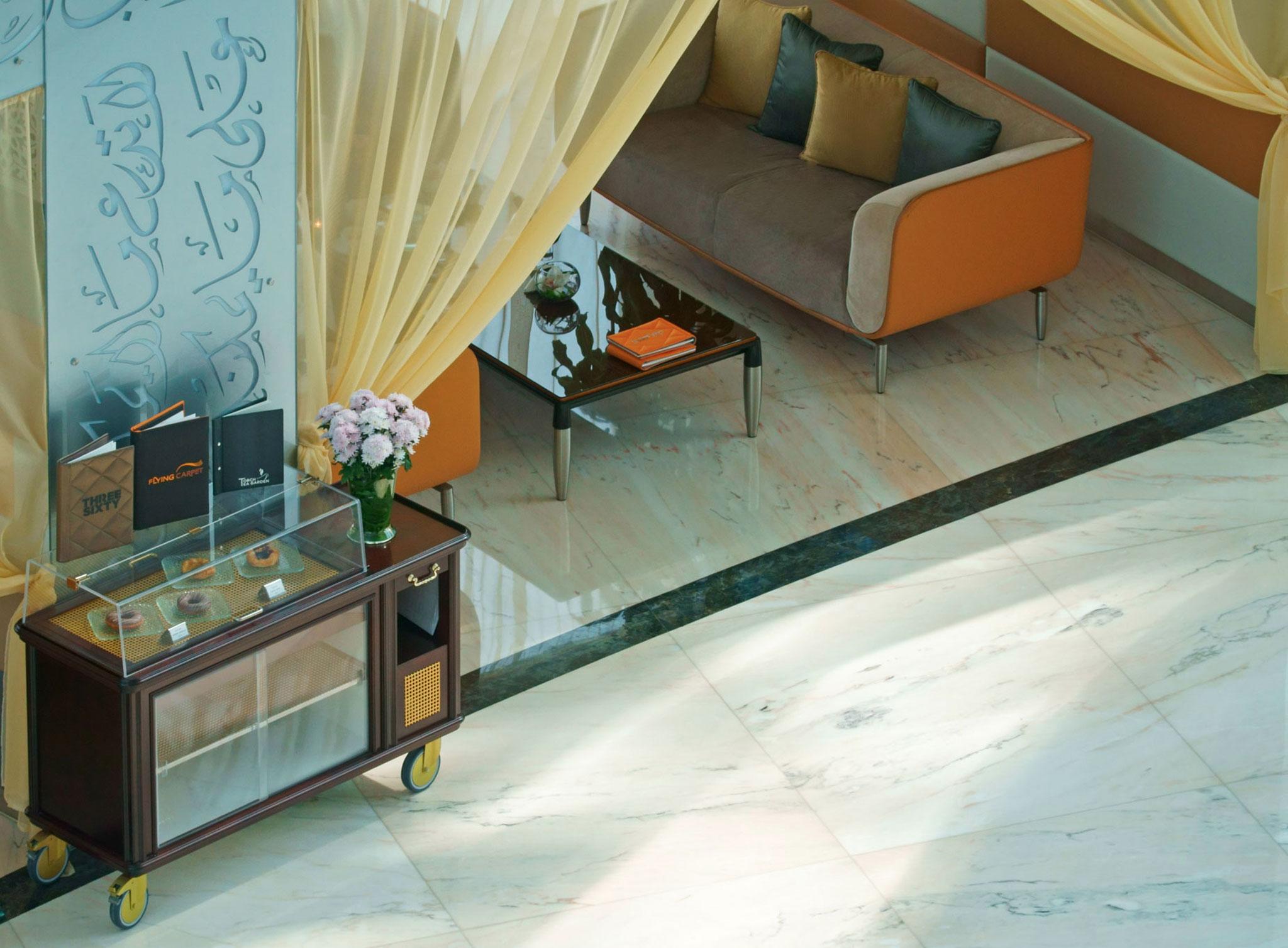 The Torch Doha Hotel 5*