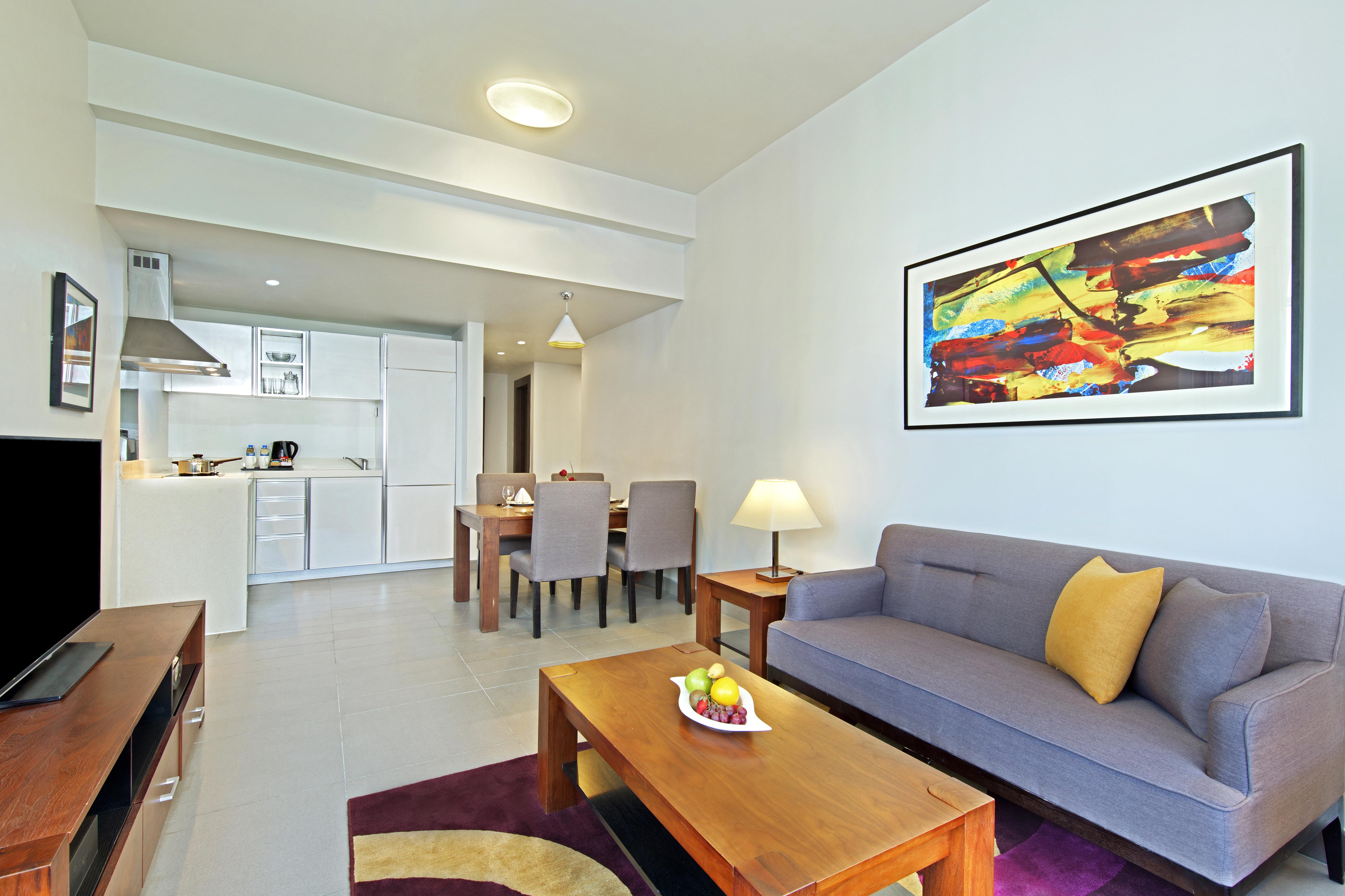 The Curve Aparthotel