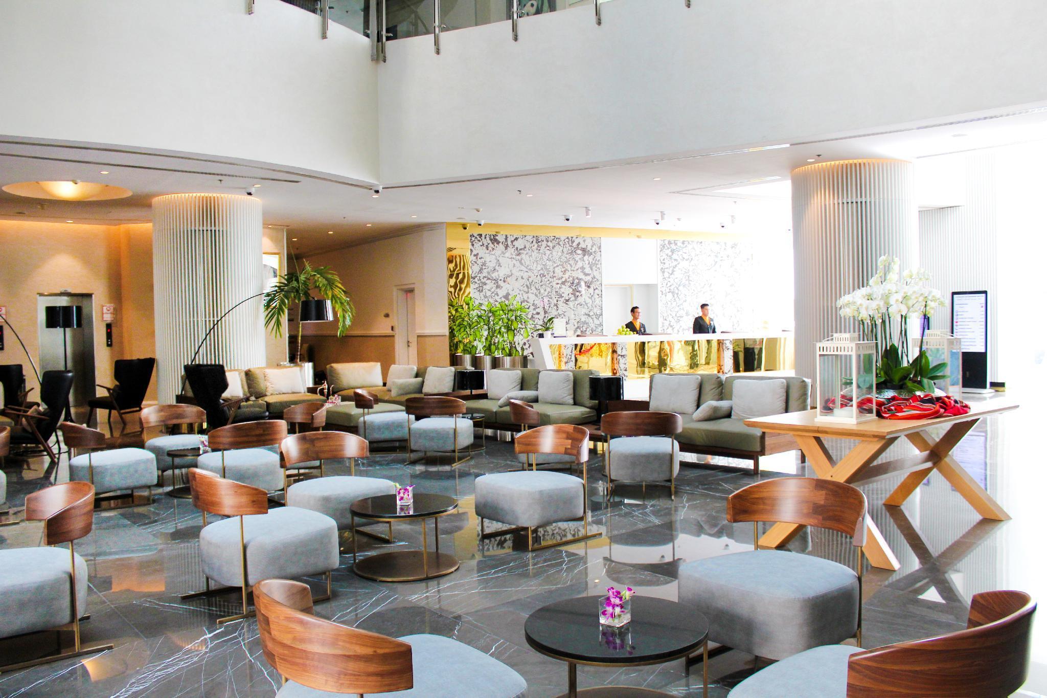 Aparthotel & Centre 4*