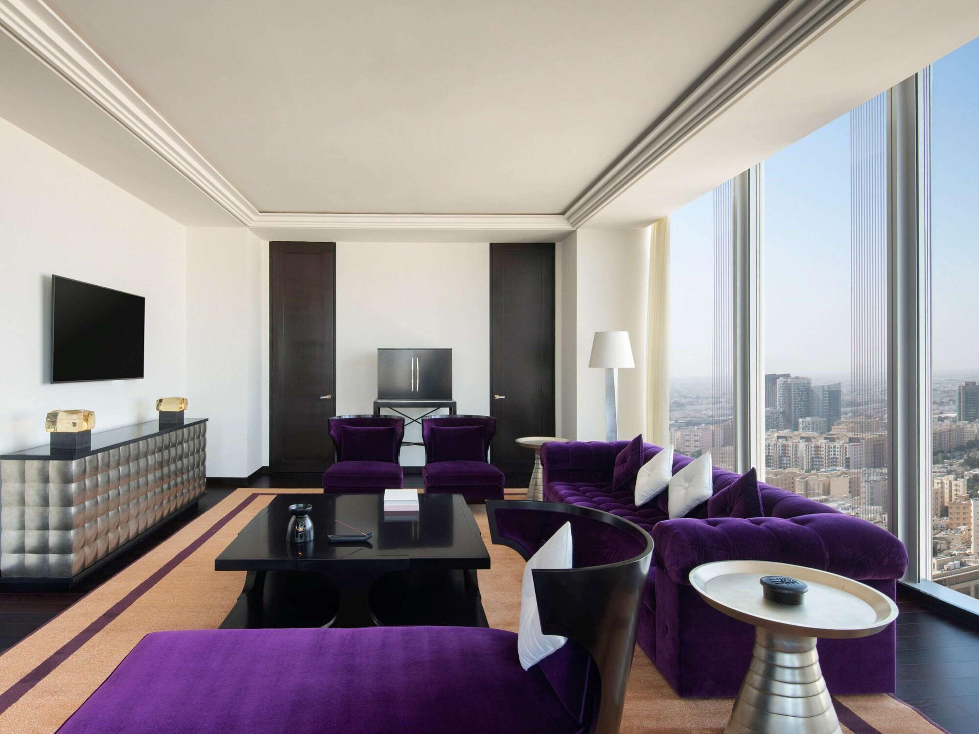 Hotel Banyan Tree