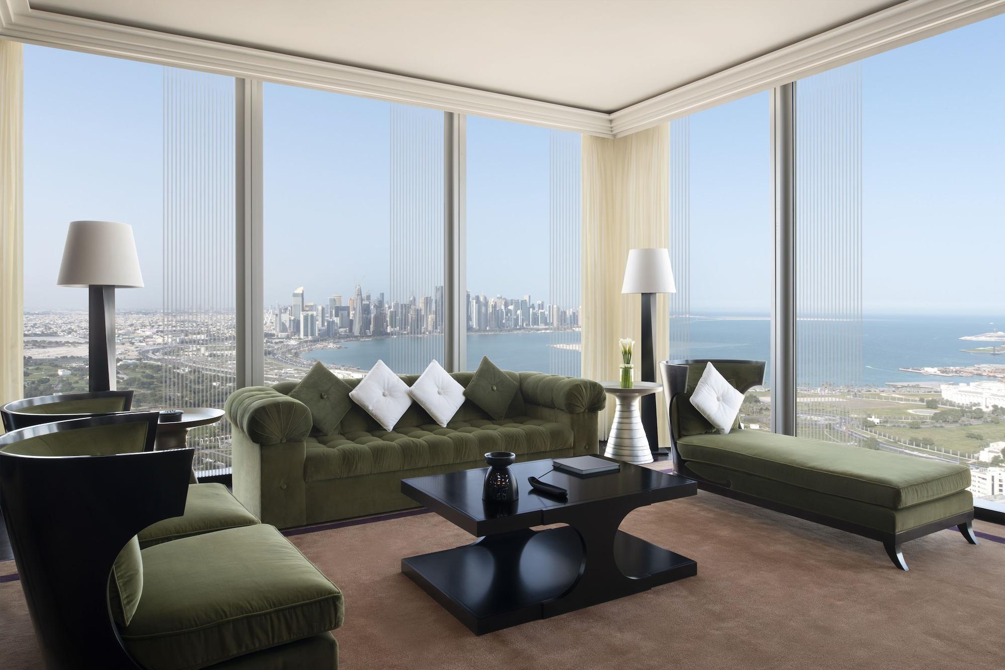 Banyan Tree Hotel 5*