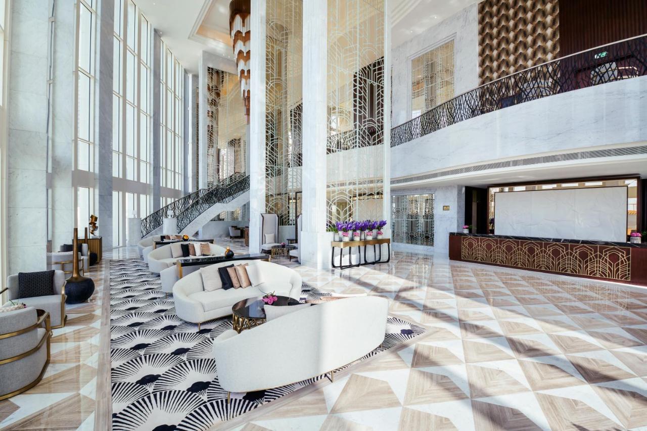 Wyndham Grand West Bay Hotel